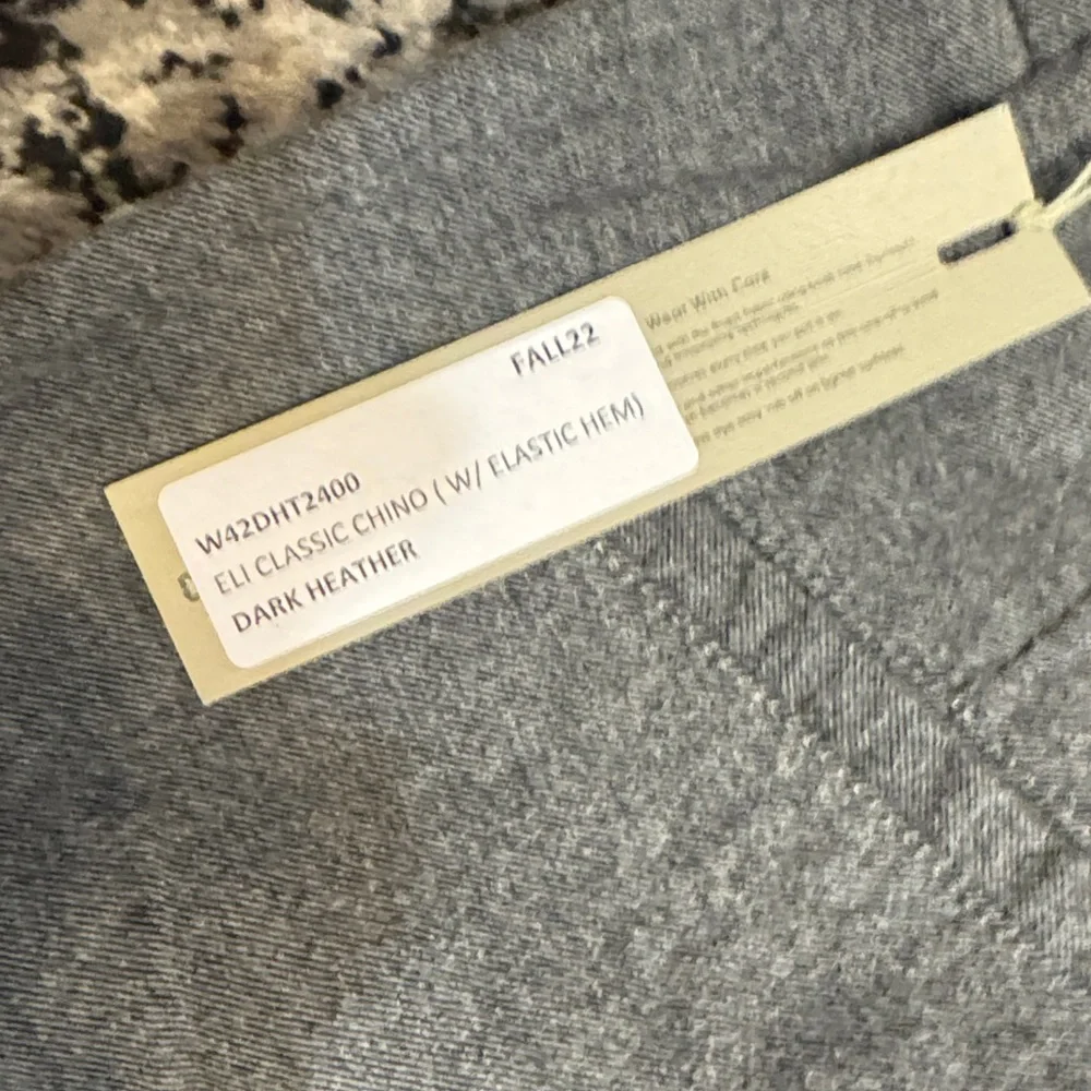 Men's Gray Slim Fit chinos - Picture 10 of 10